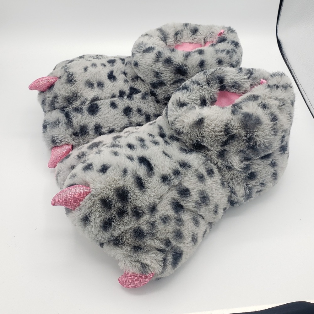 Cute and Cozy Wonder Nation Girls‎ 4-5 or Womens 6-7 Gray Monster Slippers